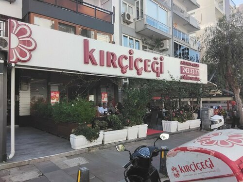 Kırçiçeği Göztepe