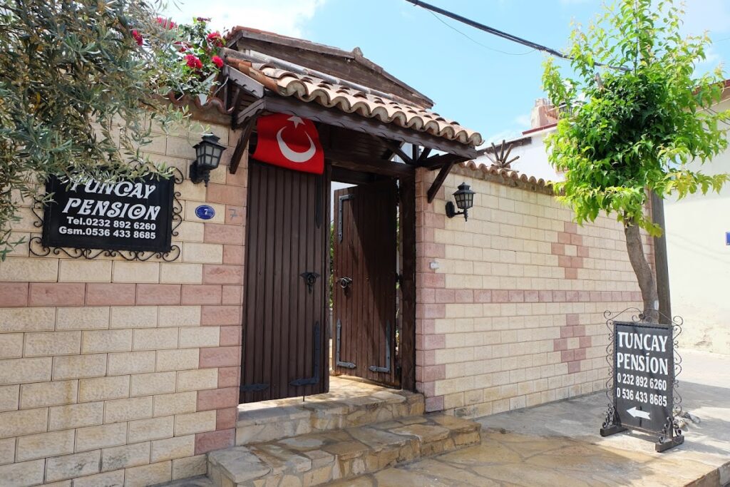 Tuncay Pansiyon