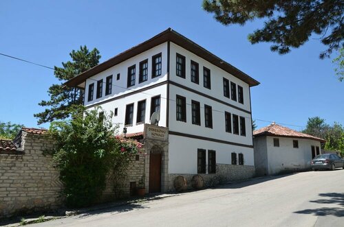 Dibekönü Konak