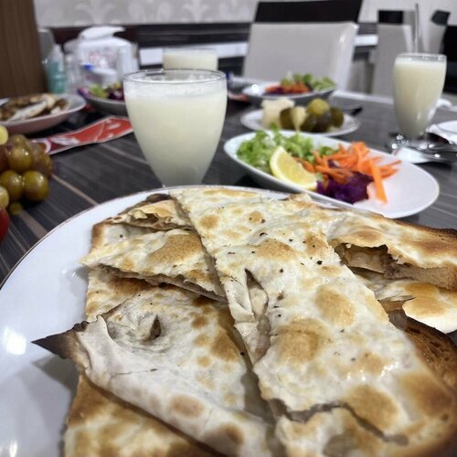 Hoşgör Etli Ekmek ve Pide Salonu
