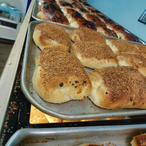 Yenişehir Kır Pidesi & Börek Salonu