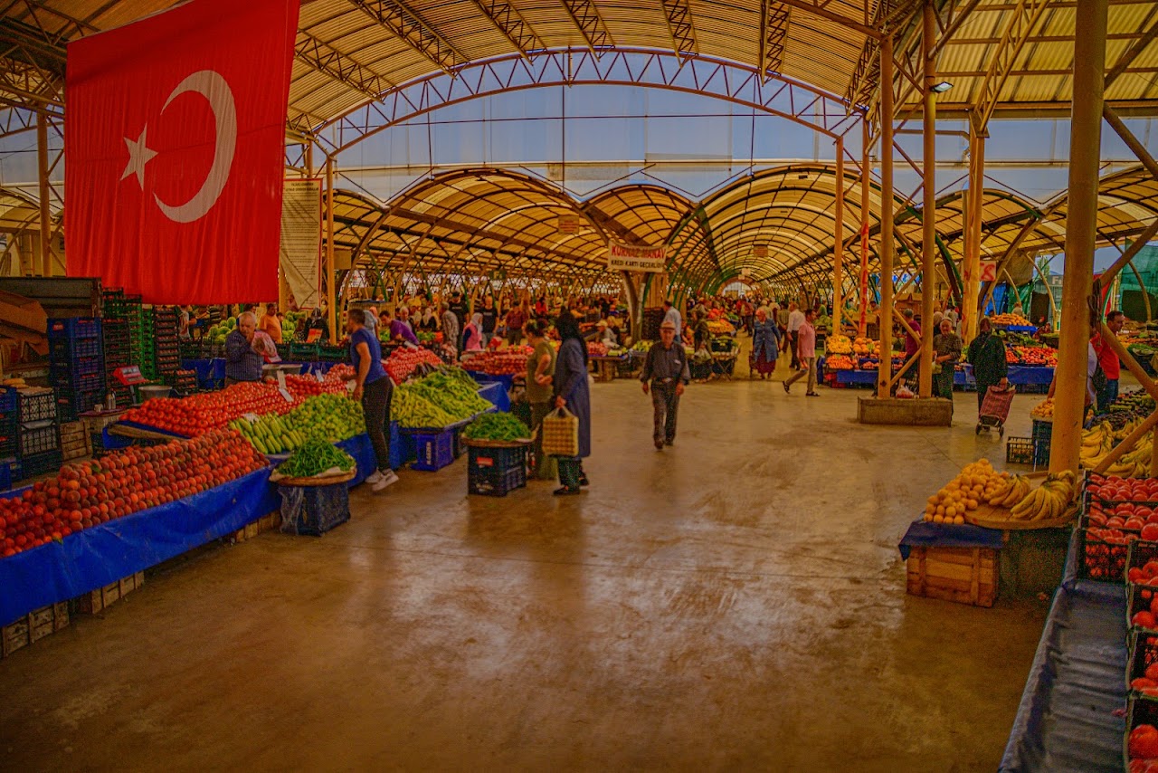 Gediz Pazarı