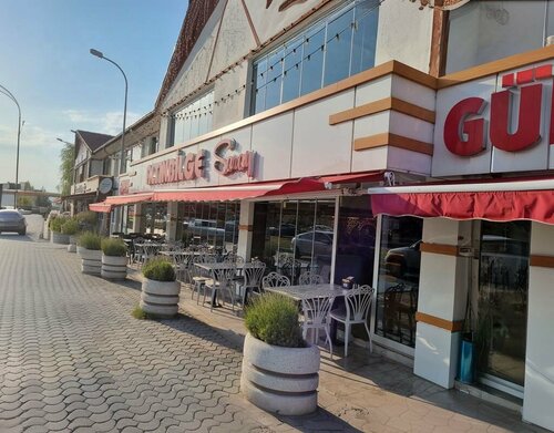 Altın Bilge Saray, Karakova