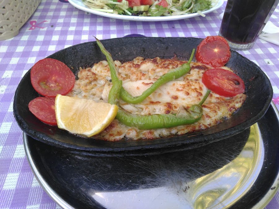 Muhtarin Yeri Canlı Balık Restorant Muştullar