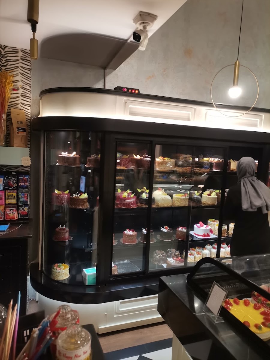 Akhisar Hale Pastanesi Ragıp Bey