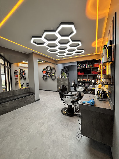BARBER HOUSE – HÜSEYİN CAN ÖZŞAN
