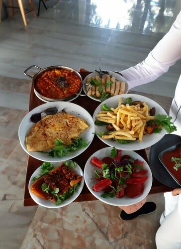 Merdo cafe & bistro