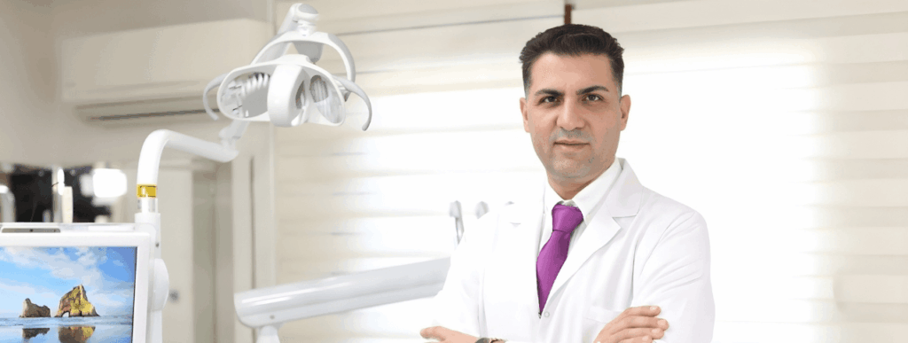 Doç. Dr. Birkan Taha Özkan Uzman Diş Hekimi, Diş İmplant ve Çene Estetiği