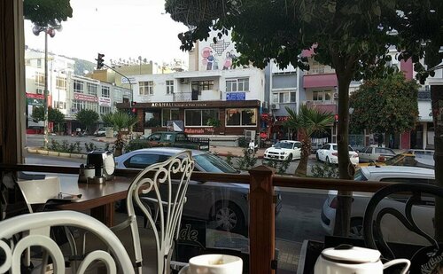 Adanalı Kebap ve Pide Salonu