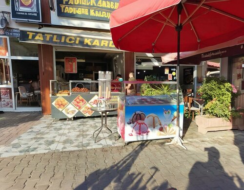Tatlıcı Kardeşler