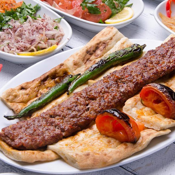 Bayram Et