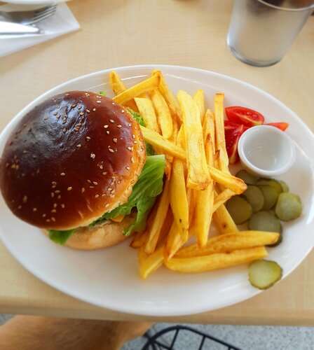 Yeni Cafe Restaurant