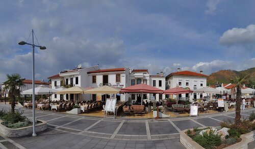 Neighbours Restaurant