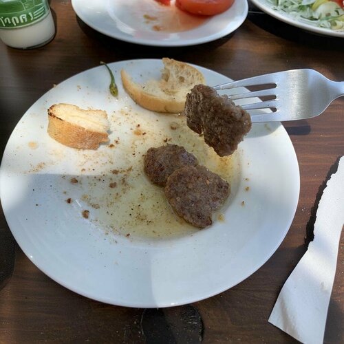 Çınar Köfte Salonu