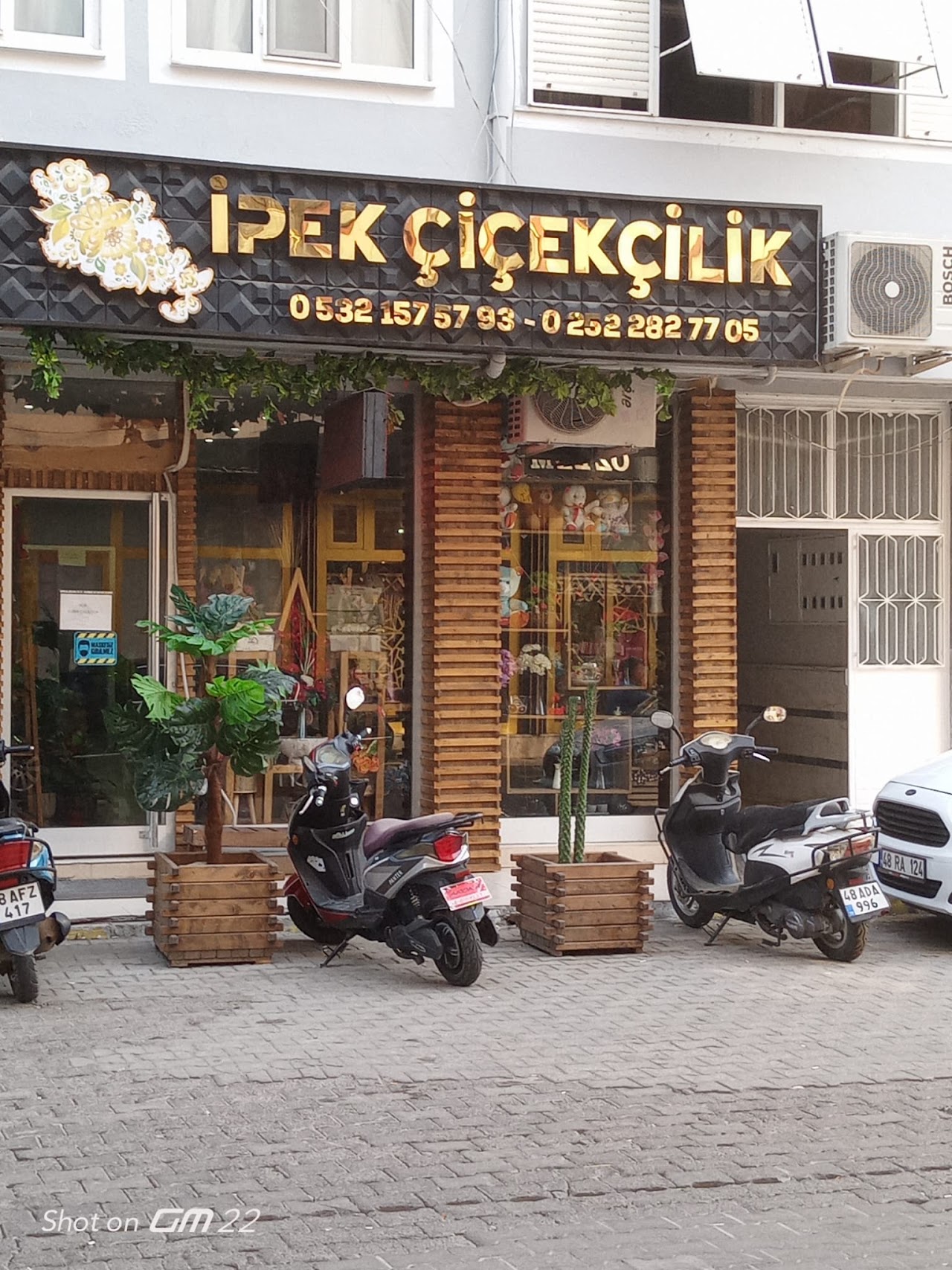 İpek Çiçekçilik