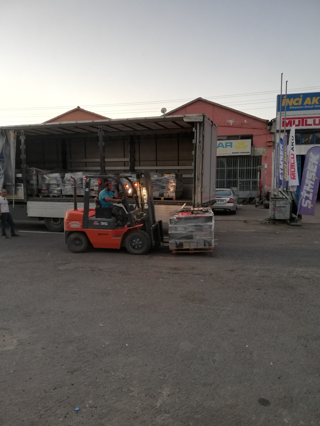 Oto Şimşek