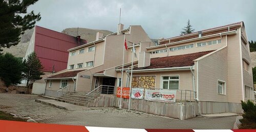 Demirkazık Dağ Evi