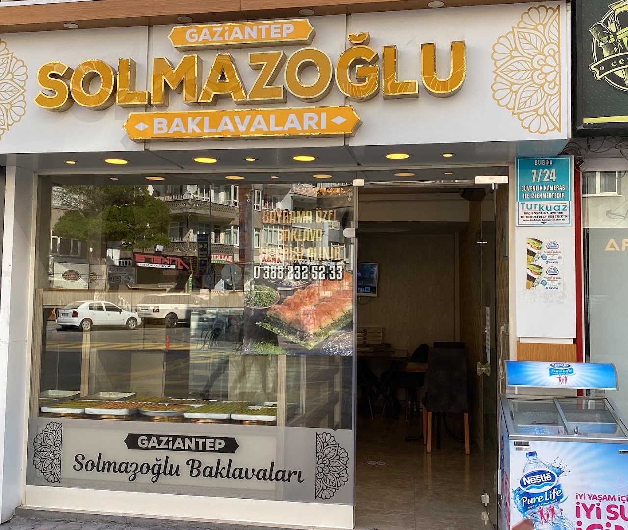 Solmazoğlu Gaziantep Baklavaları