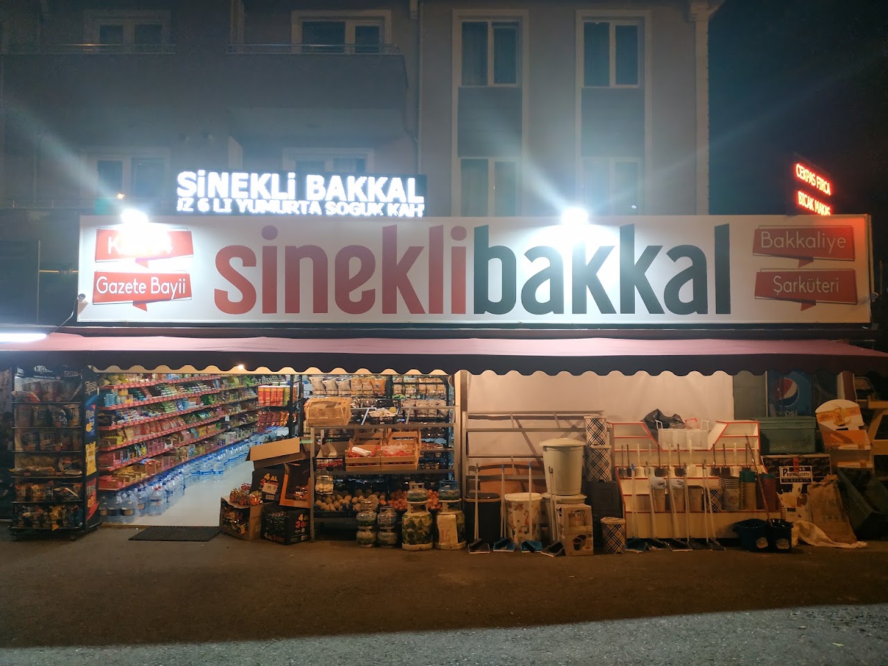 Sinekli Bakkal