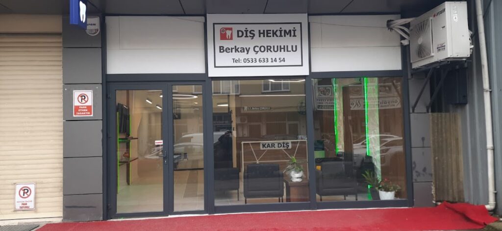 Diş Hekimi Berkay Çoruhlu