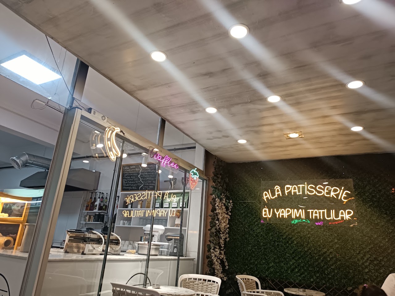 Alâ Patisserie