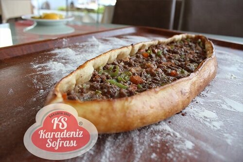 Öz Karadeniz Pide Salonu