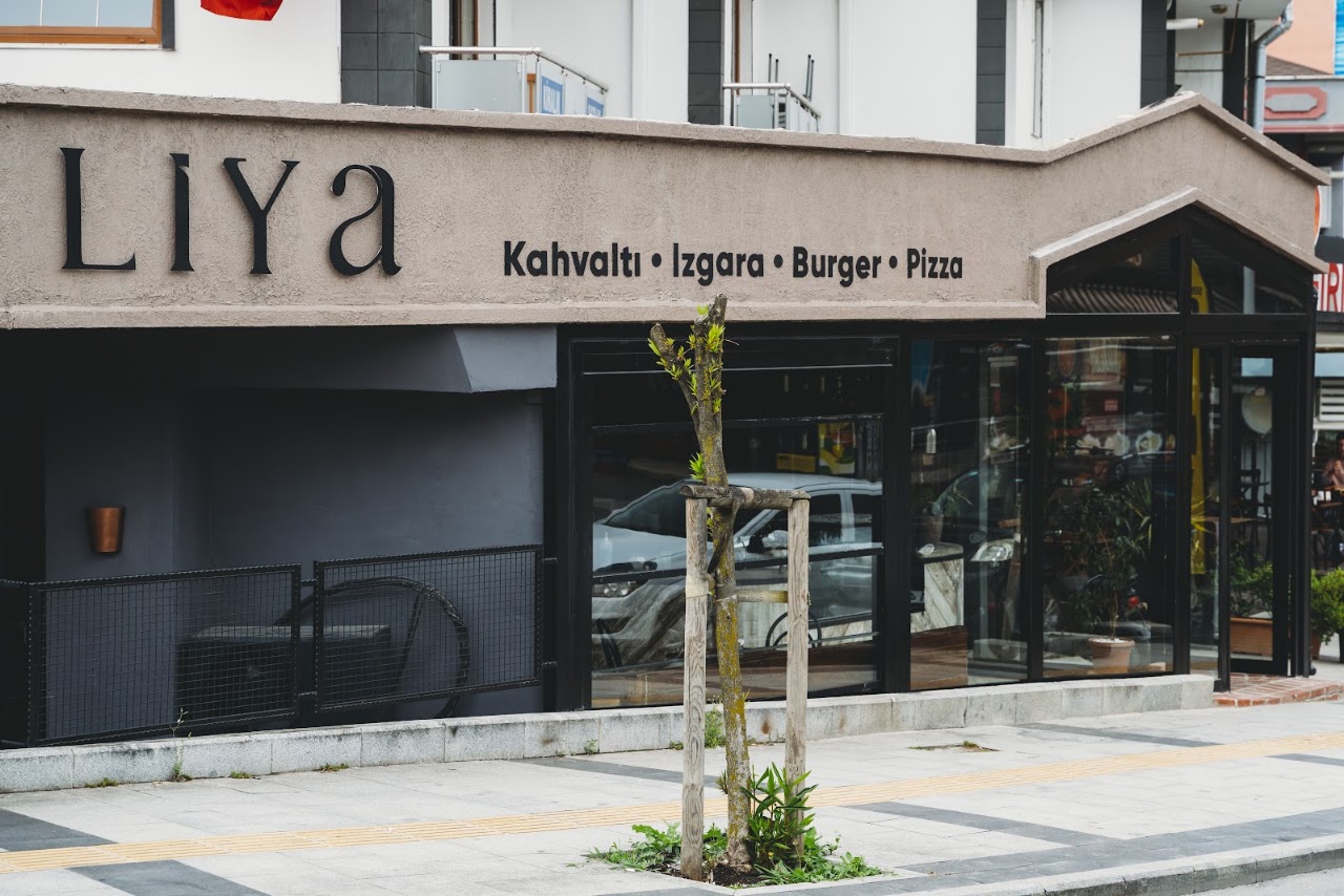 Liya Cafe Restaurant