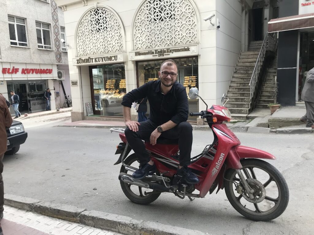 Zümrüt Kuyumculuk