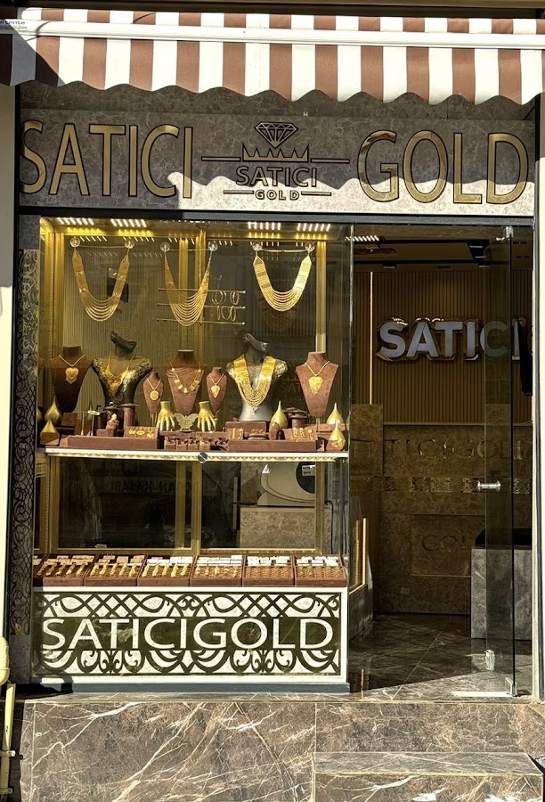 Satıcı gold