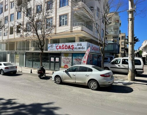 Çağdaş Ağız Ve Diş Sağlığı Polikliniği