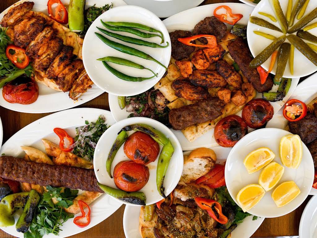 Doğuş Ocakbaşı Kebap Ve Döner Salonu
