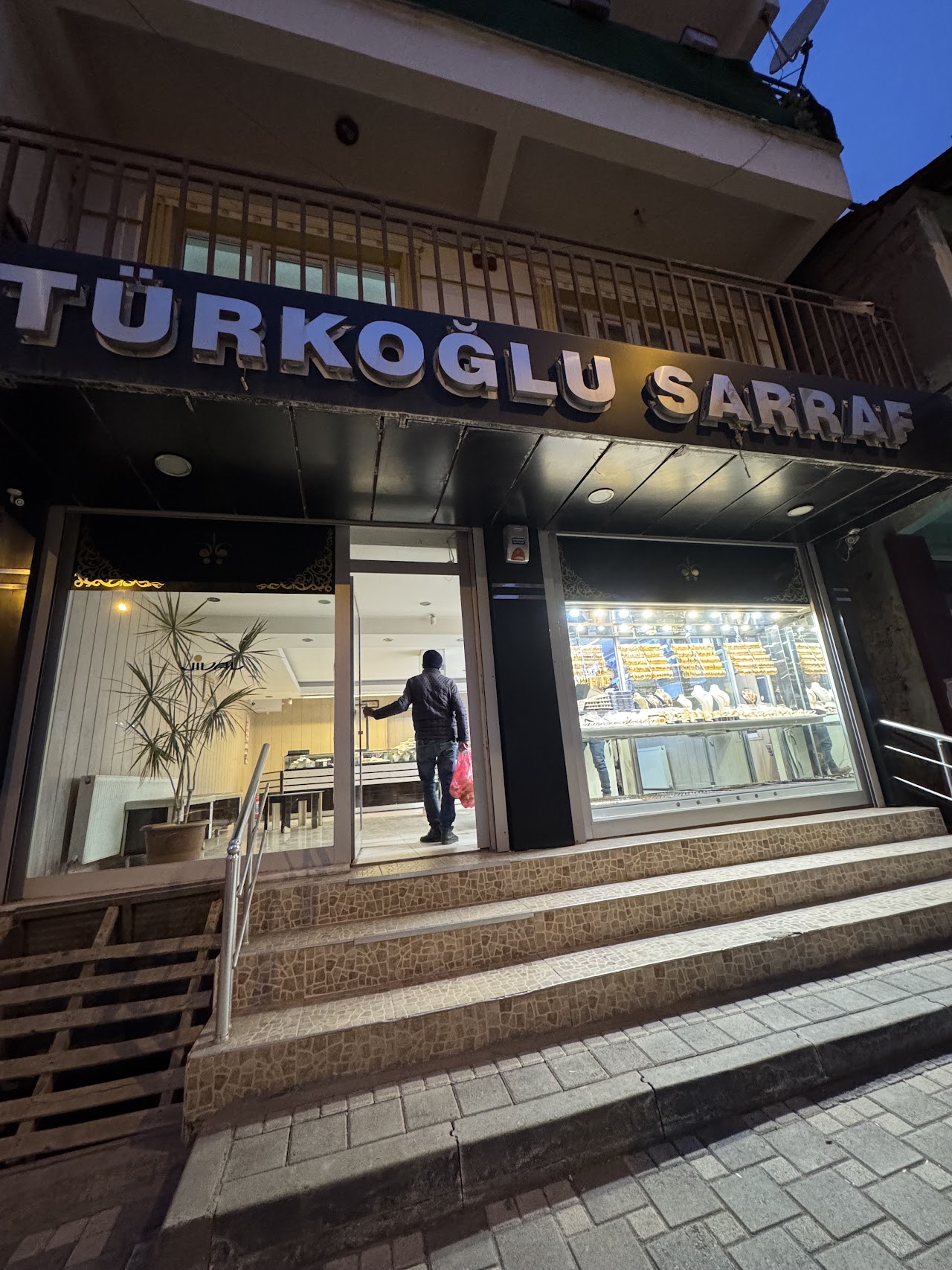 Türkoğlu Sarraf