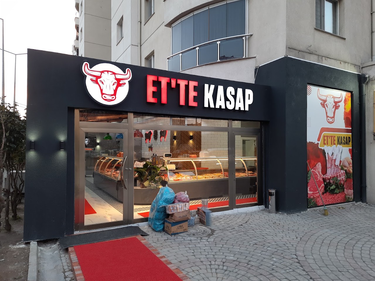 Et’te Kasap Izgara ve Şarküteri