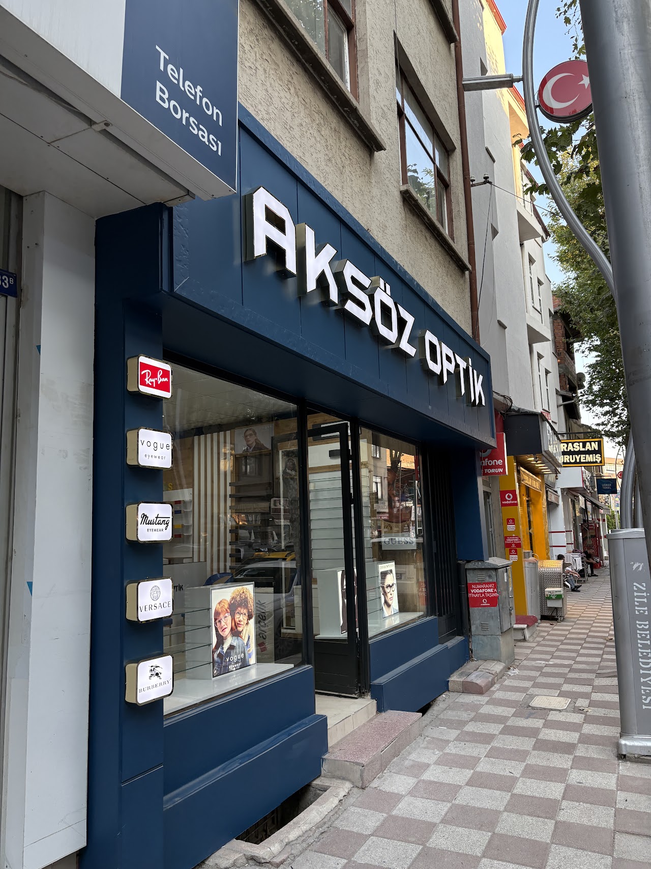 Aksöz Optik