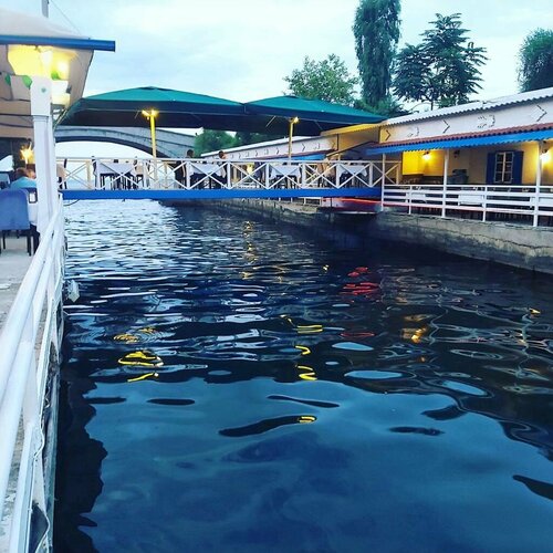 Marina Restaurant