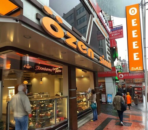 Özen Simit