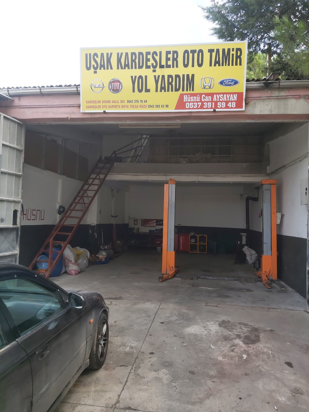 Uşak kardeşler oto tamir yol yardım