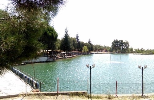 Sivaslı Evrenli Doğal Park GÖLBAŞI RESTAURANT