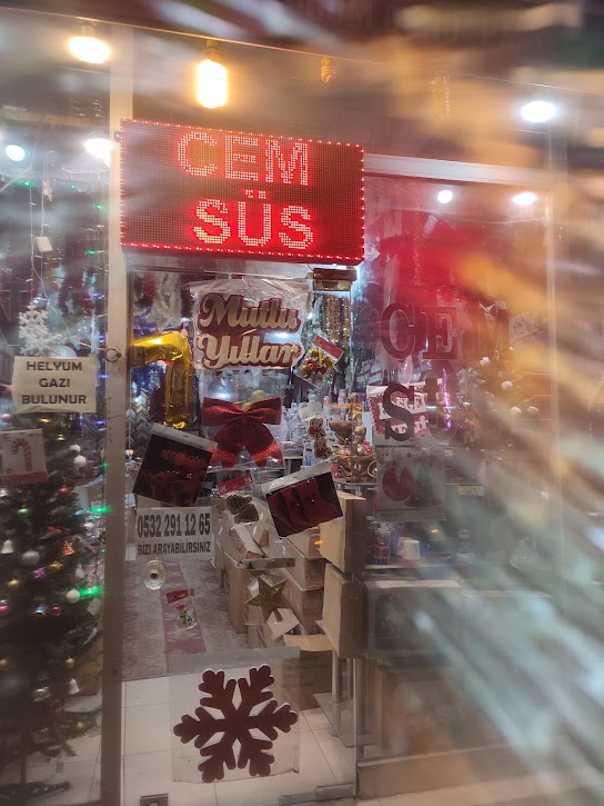 Cem Süs