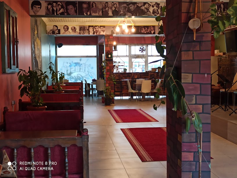 Akustik Cafe