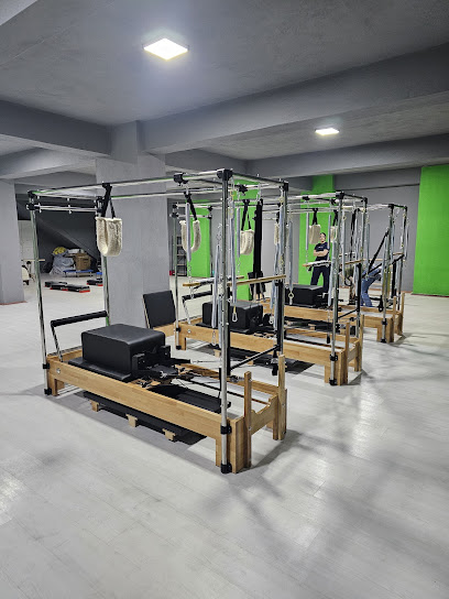 Academy Fitness GYM